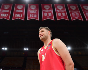 Βεζένκοφ για Final 4: «Κάθε ομάδα έχει 25% πιθανότητες» (video)