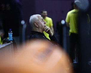 Σάκοτα και παίκτες δεν άφησαν τον αποκλεισμό να «λυγίσει» την ΑΕΚ Betsson