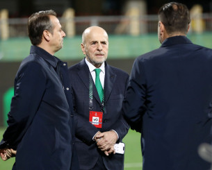 Απ' το μείον δύο του Γιοβάνοβιτς, στο μείον 16 απ' την κορυφή μέσα σε 1,5 χρόνο...