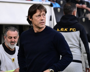 «Η Πατσούκα διαπραγματεύεται με τον Αλμέιδα»