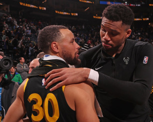 Υπάρχει μονοπάτι που οδηγεί τον Αντετοκούνμπο στους Γουόριορς και στο πλευρό του Κάρι