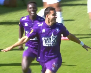 «Ντύθηκε»... φορ ο Κωνσταντόπουλος με δύο γκολάρες στην νίκη της Μπέρσχοτ