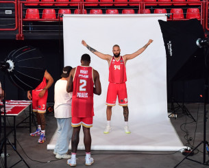 Το photo story και τα... παρασκήνια από τη media day του Ολυμπιακού