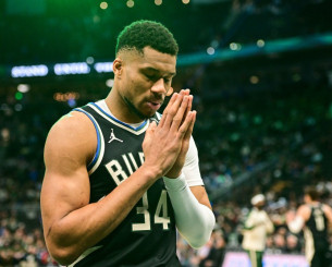 Ο μεταγραφικός σχεδιασμός των Μπακς περιστρέφεται γύρω από τον Αντετοκούνμπο