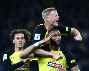 Στη Θεσσαλονίκη με την αποστολή της ΑΕΚ οι Γιόνσον, Λιούμπιτσιτς και Μουκουντί