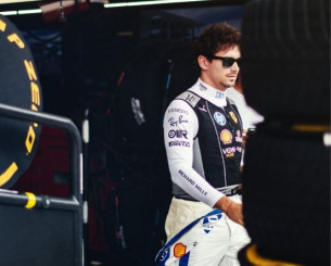 Ο Λεκλέρ έσπασε το δεξί φτερό του μονοθεσίου του, αλλά ήταν ο ταχύτερος στο FP1