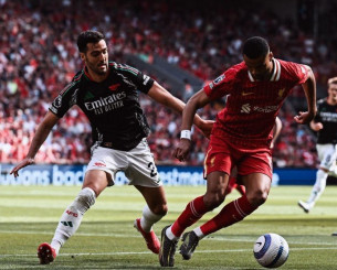 Η Άρσεναλ πήρε τον πόντο με την Λίβερπουλ και «κλειδώνει» το Champions League