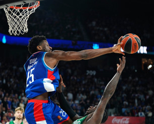 «Η Εφές θέλει να κρατήσει τον Οτούρου, αυτός ζητάει βασικό ρόλο»