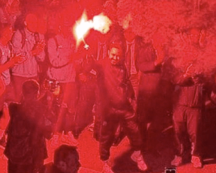 Ο Ντε Τσέρμπι άναψε καπνογόνο και πανηγύρισε με οπαδούς της Μαρσέιγ την έξοδο στο Champions League (video)