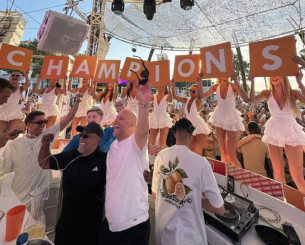 Ξεσάλωμα του πρωταθλητή Σλοτ στην Ίμπιζα (video)