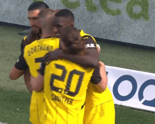 Άλωσε την «BayArena» η Ντόρτμουντ με τεσσάρα στο «αντίο» του Τσάμπι Αλόνσο