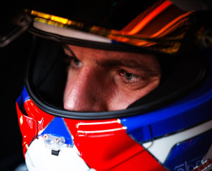 Τι κάνει ο Φερστάπεν μέσα σε μια Ferrari;