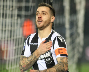 Το συγκλονιστικό «αντίο» του Βιεϊρίνια στο ποδόσφαιρο: «Θα το ξανάκανα απ' την αρχή...»