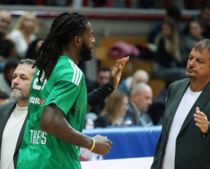 Ο Αταμάν απάντησε για τη συμμετοχή του Λεσόρ στο Final Four: «Θα παίξει, γιατί όχι;»