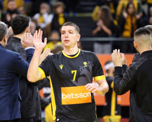 Παίρνει σειρά ο Φλιώνης για την ΑΕΚ Betsson ενόψει της νέας σεζόν