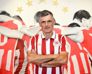 Ο Χοσέ Λουίς Μεντιλίμπαρ φόρεσε τη φανέλα των 100 χρόνων!