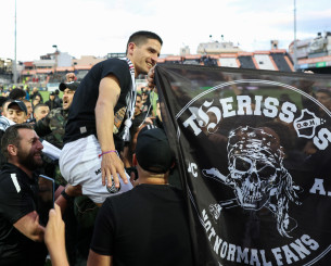 Συνεχίζει η «σημαία» του ΟΦΗ - Ανανέωσε ο Νέιρα