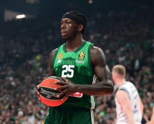 «Βόμβα» Ναν: «Δέχθηκα προτάσεις από Εθνική Ελλάδας και Τουρκίας, έχω χρόνο για να αποφασίσω»