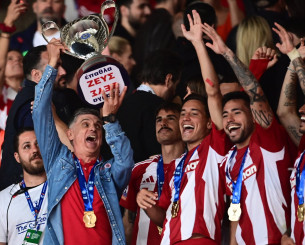 Αποθέωση Μεντιλίμπαρ απ' τη Marca: «Δεν μπορεί να κάνει δύο βήματα στους δρόμους...»