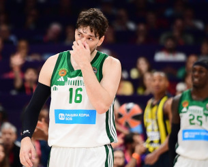 Ο Παναθηναϊκός πάλεψε στο τέλος, αλλά παραδίδει το στέμμα – Η Φενέρ στον τελικό