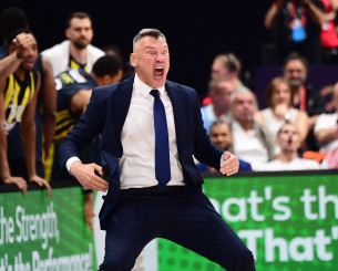 Τέταρτος τελικός στην ιστορία της Φενέρ, δεύτερος για τον κόουτς Γιασικεβίτσιους