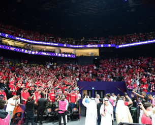 H Etihad Arena μετατράπηκε σε ΣΕΦ από τον κόσμο του Ολυμπιακού (video)