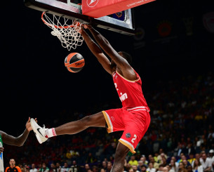 Επίσημα στην Ζαλγκίρις ο Μόουζες Ράιτ