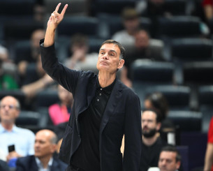 Μπαρτζώκας: «Κάναμε εκπληκτική χρονιά, δεν μπορώ να μην πω συγχαρητήρια στους παίκτες μου»