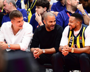 Λάμψη από NBA στις πρώτες σειρές της Etihad Arena για τον τελικό