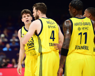 «Xέιζ-Ντέιβις και Μπιμπέροβιτς ετοιμάζουν βαλίτσες για ΝΒΑ»