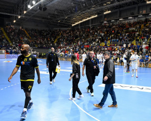 Η θέση της ΑΕΚ για τα γεγονότα στη Βόρεια Μακεδονία: «Η διοίκηση πήρε μια σκληρή αλλά επιβεβλημένη απόφαση»