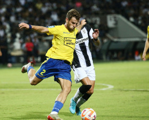 Η ΑΕΛ «κλείνει» τον Κώστα Αποστολάκη