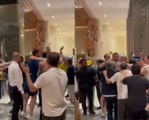 Αποθέωση για τους παίκτες της Φενέρ στο ξενοδοχείο (video)