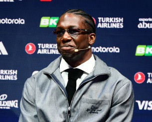 Αυτό είναι το υπέροχο ρούχο που φορούσε ο Κέντρικ Ναν - Πόσο κοστίζει