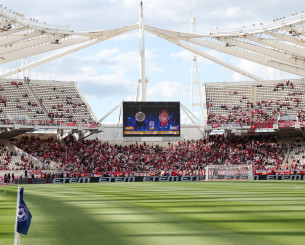 Παπάς πιάστηκε στα χέρια με σεκιουριτά στο ΟΑΚΑ - Τι συνέβη