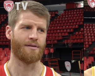 Έχεις έξι δευτερόλεπτα και...: Οι παίκτες του Ολυμπιακού απαντούν σε δίλημμα και θυμούνται τον χαμένο τελικό (video)