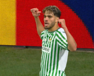 Φοβερή ασίστ Ίσκο, τρομερό τελείωμα Αμπντέ και 1-0 για την Μπέτις στον τελικό (video)