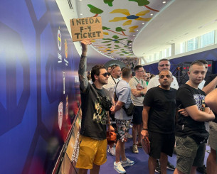 Εκατοντάδες Έλληνες χωρίς εισιτήριο στο Άμπου Ντάμπι