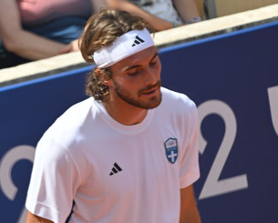 Πτώση μιας θέσης στο ranking για τον Τσιτσιπά