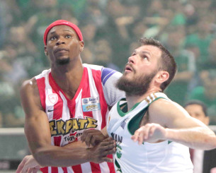 Πρώην παίκτης του Ολυμπιακού: «Αν δεν κερδίσει τον επόμενο αγώνα, να περιμένετε πολλές αλλαγές»