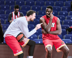 Μετά την ατυχία με τον Φαλ ο Ολυμπιακός θα πιέσει περισσότερο για την παραμονή του Μιλουτίνοφ