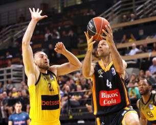 Στο ραντάρ της ΑΕΚ Betsson ο Λούντζης