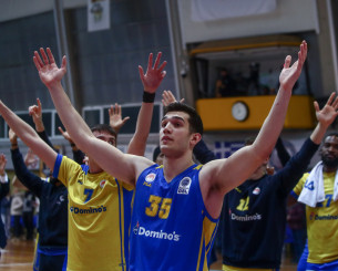 Το Περιστέρι αποχαιρέτησε τον Ζούγρη: «Ένα κεφάλαιο κλείνει… με περηφάνια»