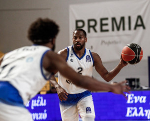 Έβαλε τέλος στην καριέρα του ο Χολ: «Ευγνώμων που έπαιξα το παιχνίδι που αγαπώ»