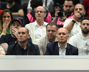 Έληξε το αυτόφωρο για τους Αγγελόπουλους, χωρίς πρόβλημα μπορούν να πάνε στο υπουργείο