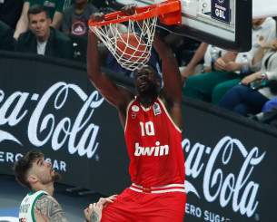 Φαλ: «Κακό παιχνίδι για εμάς, να παίξουμε έξυπνα στο ΣΕΦ» (video)