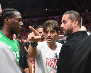 Ο Ολυμπιακός δημοσίευσε τέσσερα video με τον Γιαννακόπουλο από το ΣΕΦ