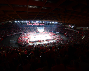 Οδηγίες του Ολυμπιακού προς τον κόσμο: «Κλείνουμε τα αυτιά μας σε όσα προβοκατόρικα έχουν διαδραματιστεί»