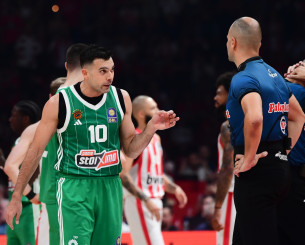 Σλούκας στους διαιτητές: «Ντροπή, τα ίδια κάνατε και πέρσι»