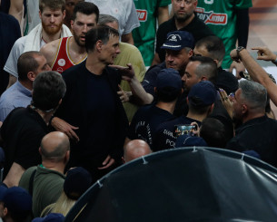ΚΑΕ Παναθηναϊκός: «Ο Γιώργος Μπαρτζώκας επιτέθηκε φραστικά στους θεατές των courtside θέσεων του γηπέδου»